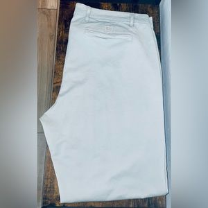 AG Adriano Goldschmeid Standard Issue Khaki Straight Leg Light Green Size 40